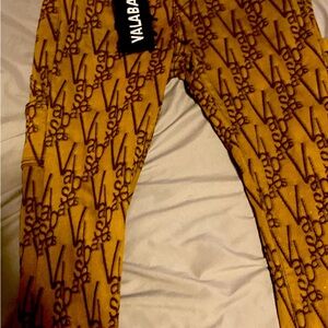 VALABASAS is a designer clothing brand comes with tags good quality 100% cotton
